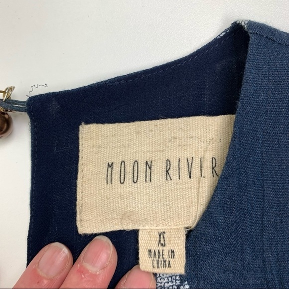 Moon River Navy Sleeveless Tank - Picture 2 of 7